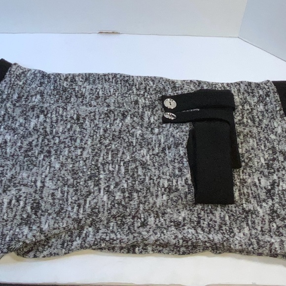 Libian Gray & Black lightweight elbow sweater L/XL - Picture 3 of 6